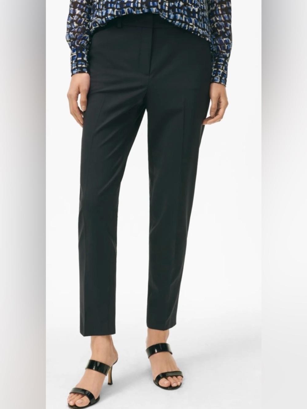 Brooks Brothers Black Women's Wool Blend Straight Leg Trousers. Size 6